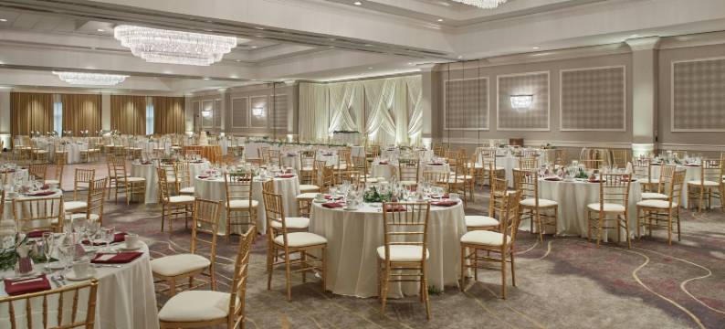 阿克伦费尔劳恩希尔顿逸林酒店(DoubleTree by Hilton Akron Fairlawn)图片