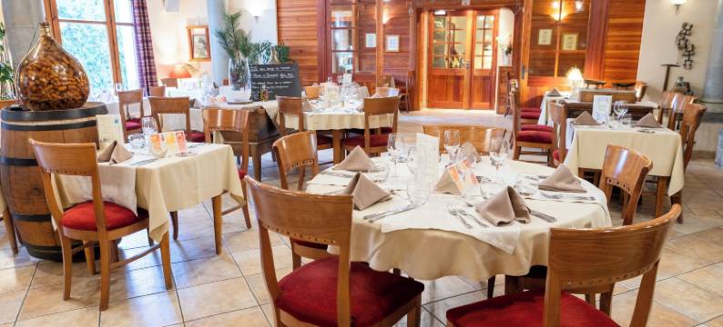 莱斯普利耶酒店(Logis Hôtel les Peupliers)图片