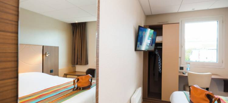 扎克德拉罗瑞圣埃尔布兰布里特酒店(Brit Hotel le Kerann Nantes St Herblain - Zac de La Lorie)图片