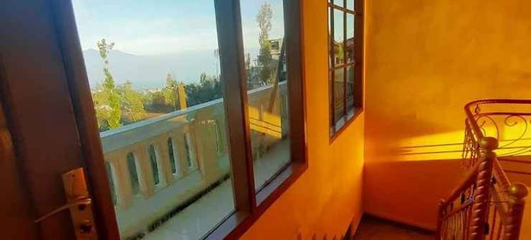 布罗莫英达乐斯塔里民宿-美特拉-RedDoorz(Bromo Indah Lestari Homestay Mitra RedDoorz)图片