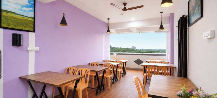 Fabhotel Noble Suites = Fabhotel 诺布尔套房(FabHotel Noble Suites)图片
