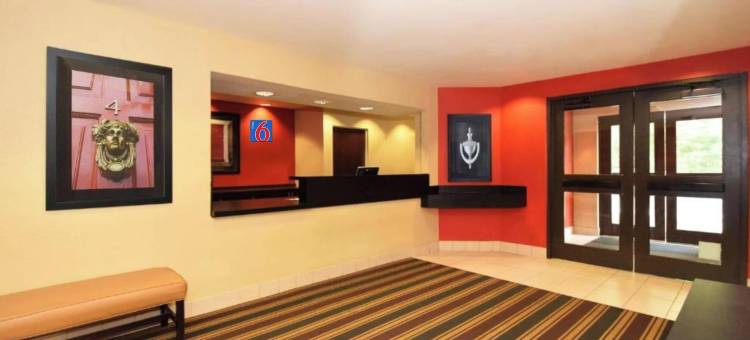 Motel 6 Suites Chicago Vernon Hills Lincolnshire IL图片