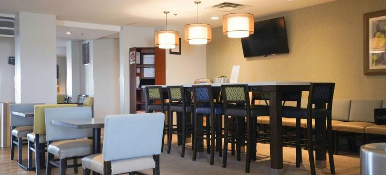 艾尔德里万豪国际万枫酒店及套房(Fairfield by Marriott Inn and Suites Airdrie)图片