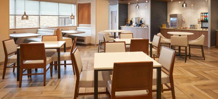 西棕榈滩万枫酒店及套房(Fairfield Inn & Suites West Palm Beach)图片