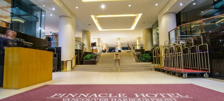顶峰温哥华港湾滨水酒店(Pinnacle Hotel Vancouver Harbourfront)图片