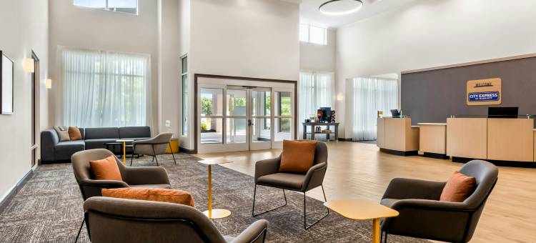 城市快捷普勒萨凡纳机场酒店 by Marriott(City Express by Marriott Pooler Savannah Airport)图片