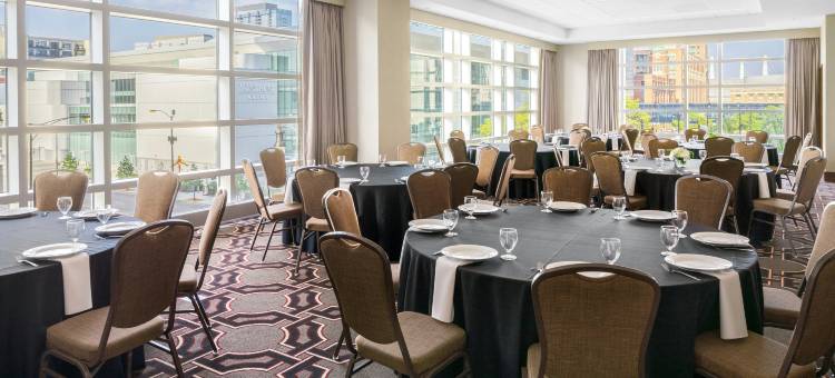 希尔顿欢朋套房酒店-芝加哥麦考密克会展中心(Home2 Suites by Hilton Chicago McCormick Place)图片