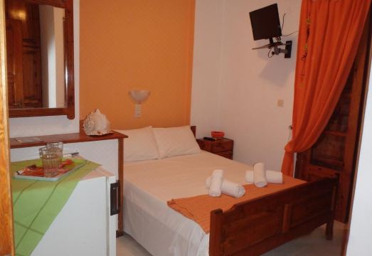 Nostalgo Hotel Overview