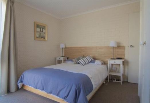 The Sands Holiday Apartments Hotel Overview