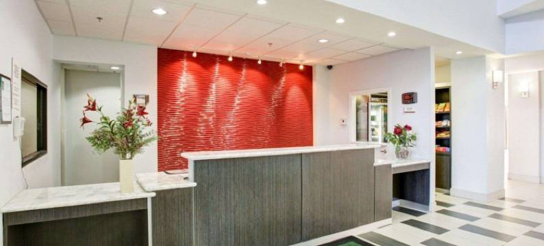 品质酒店及套房布赖恩-学院站(Quality Inn & Suites Bryan-College Station)图片