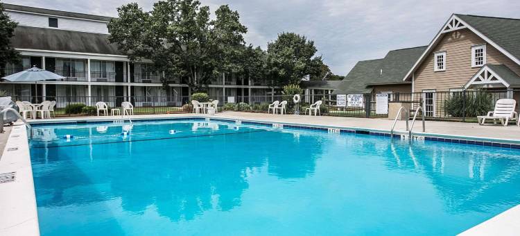 套房酒店(品质酒店套房桑蒂)(Quality Inn & Suites)图片