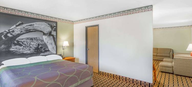 格兰茨帕斯温德姆速8酒店(Super 8 by Wyndham Grants Pass)图片