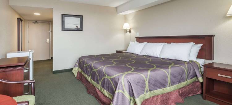 密西沙加速 8 酒店(Super 8 by Wyndham Mississauga)图片