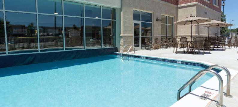 德鲁伯灵顿套房酒店(Drury Inn & Suites Burlington)图片