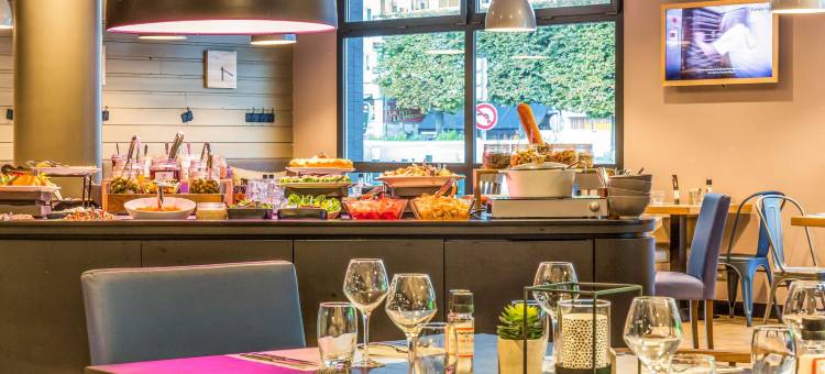 巴黎西苏雷内斯桥康铂酒店(Campanile Paris Ouest - Pont de Suresnes)图片