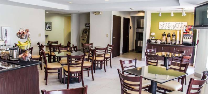 机场舒眠酒店-比利格雷厄姆大道(Sleep Inn Airport - Billy Graham Parkway)图片