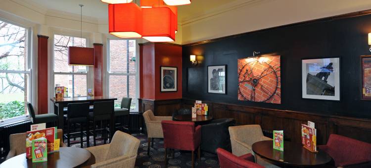 斯托克波特中心普瑞米尔酒店(Premier Inn Stockport Central)图片