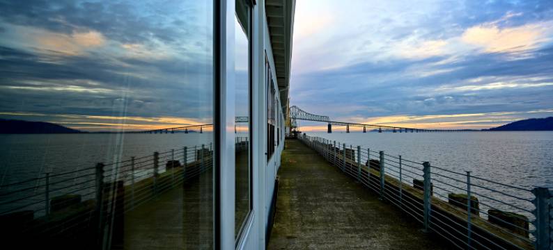 弓线酒店(Bowline Hotel)图片