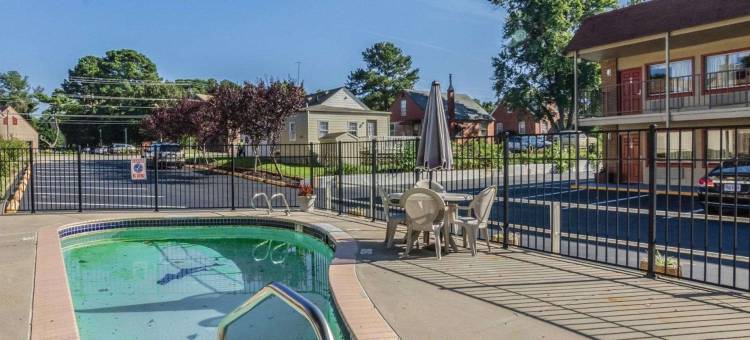 威廉斯堡历史区伊克诺旅馆(Econo Lodge Williamsburg Historic Area)图片