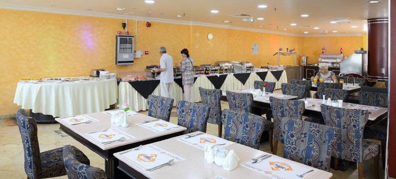 阿尔布斯坦酒店(Al Bustan Hotel)图片