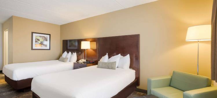 马里内特河畔贝斯特韦斯特酒店(Best Western Riverfront Inn)图片