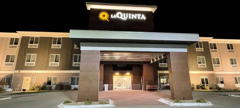 艾奥瓦安克尼 - 艾奥瓦德梅因拉昆塔温德姆套房酒店(La Quinta Inn & Suites by Wyndham Ankeny IA / Des Moines IA 2402 SE Tones Dr., Ankeny, Io)图片
