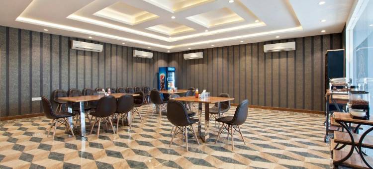 首都 O 30351 S B 阁下酒店(Collection O S B Excellency)图片