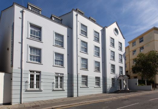 Saco Jersey - Merlin HouseHotel Overview