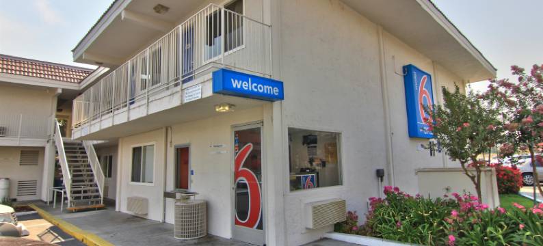 6号萨克拉门托汽车旅馆 - 老萨克拉门托北部(Motel 6 Sacramento, CA - Old Sacramento North)图片