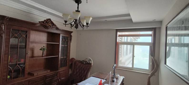 百寸投影独享整套130平方公寓(丰庆路分店)图片