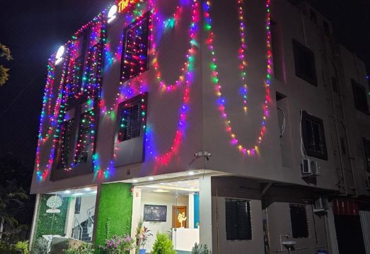 Hotel Sai Dakshina Inn & the Fern Restaurant Hotel Overview