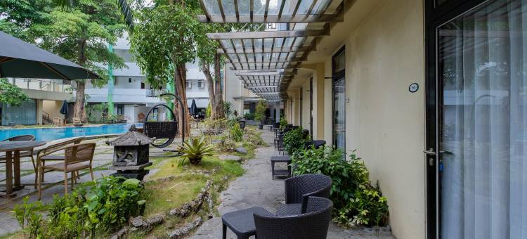 红多兹高级酒店-新埠头老兵街(RedDoorz Premium @ Jalan Veteran Bojonegoro)图片