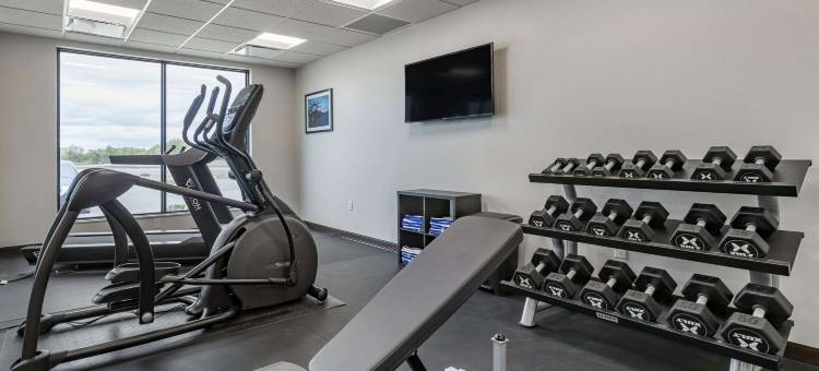 休眠旅馆及套房，密尔沃基/富兰克林(Sleep Inn & Suites Milwaukee/Franklin)图片