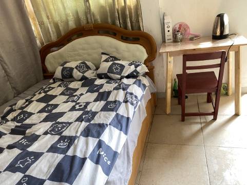 颂飞公寓(知政中路1号分店)