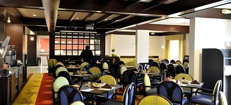 蒙特雷机场万怡酒店(Courtyard Monterrey Airport)图片