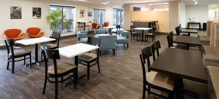 克拉克斯维尔东北加纳酒店(Garner Hotel Clarksville Northeast)图片