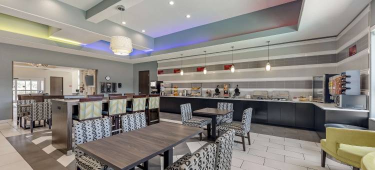 普夫卢格维尔贝斯特韦斯特优质套房酒店(Best Western Plus Pflugerville Inn  Suites)图片