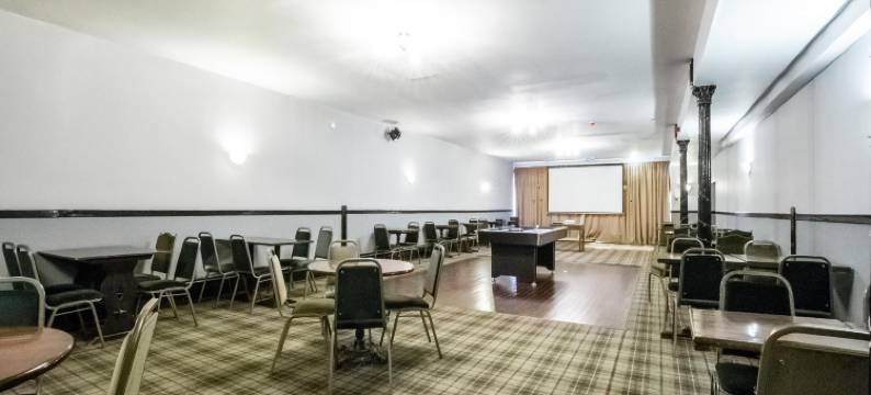 OYO本摩尔酒店(The Ben Mhor Hotel, Bar & Restaurant)图片