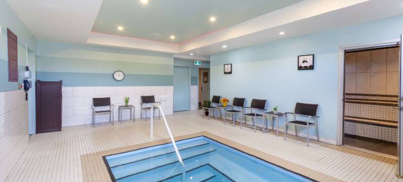 圣约翰堡贝斯特韦斯特优质城堡酒店(Best Western Plus Chateau Fort St. John)图片