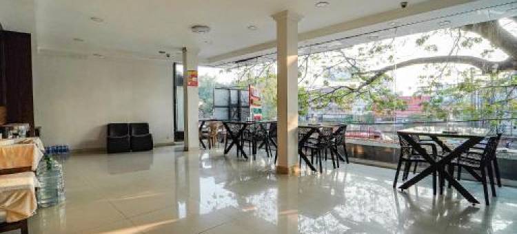 FabHotel Central Inn Residency图片