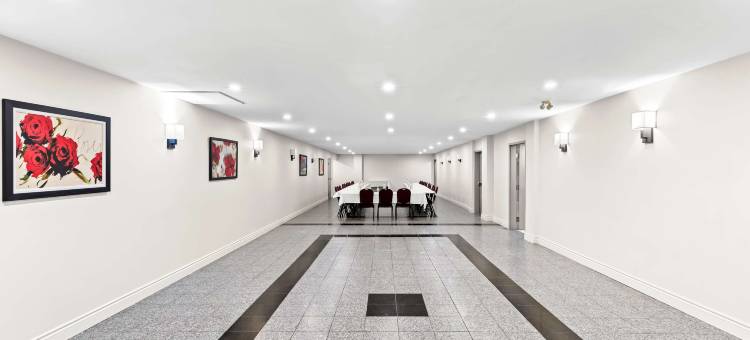 东蒙特利尔贝斯特韦斯特优质酒店(Best Western Plus Montreal East)图片