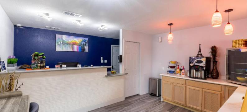 弗里尔行政旅馆和开间(Freer Executive Inn & Suites)图片