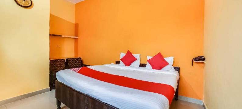 Hotel O Mahindra Pg Rooms & Restaurant图片