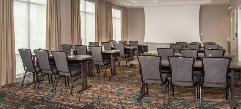 居家富尔顿梅普尔劳恩酒店(Residence Inn Fulton at Maple Lawn)图片