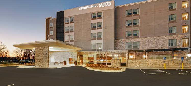 马里奥特圣保罗艾登山SpringHill套房(SpringHill Suites St. Paul Arden Hills)图片