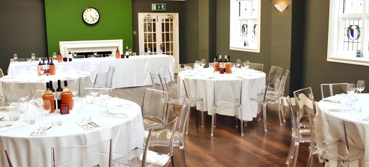 天使邮政大楼&莱弗利酒店(The Angel Posting House & Livery)图片