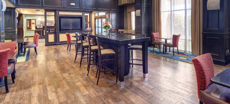 迪凯特欢朋套房酒店(Hampton Inn & Suites Decatur)图片