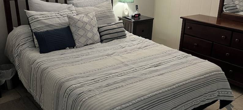 Beautiful views and lake front home on Toledo Bend! Fish right of the dock!图片