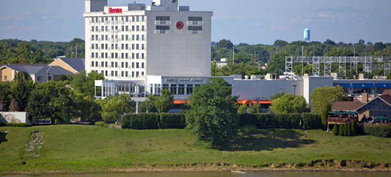路易斯维尔河滨喜来登酒店(Sheraton Louisville Riverside Hotel)图片