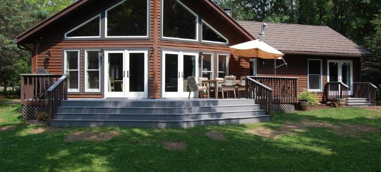 Tranquil, Cozy, Luxurious Family, Pet and Handicap Friendly Home in Luck, WI.图片